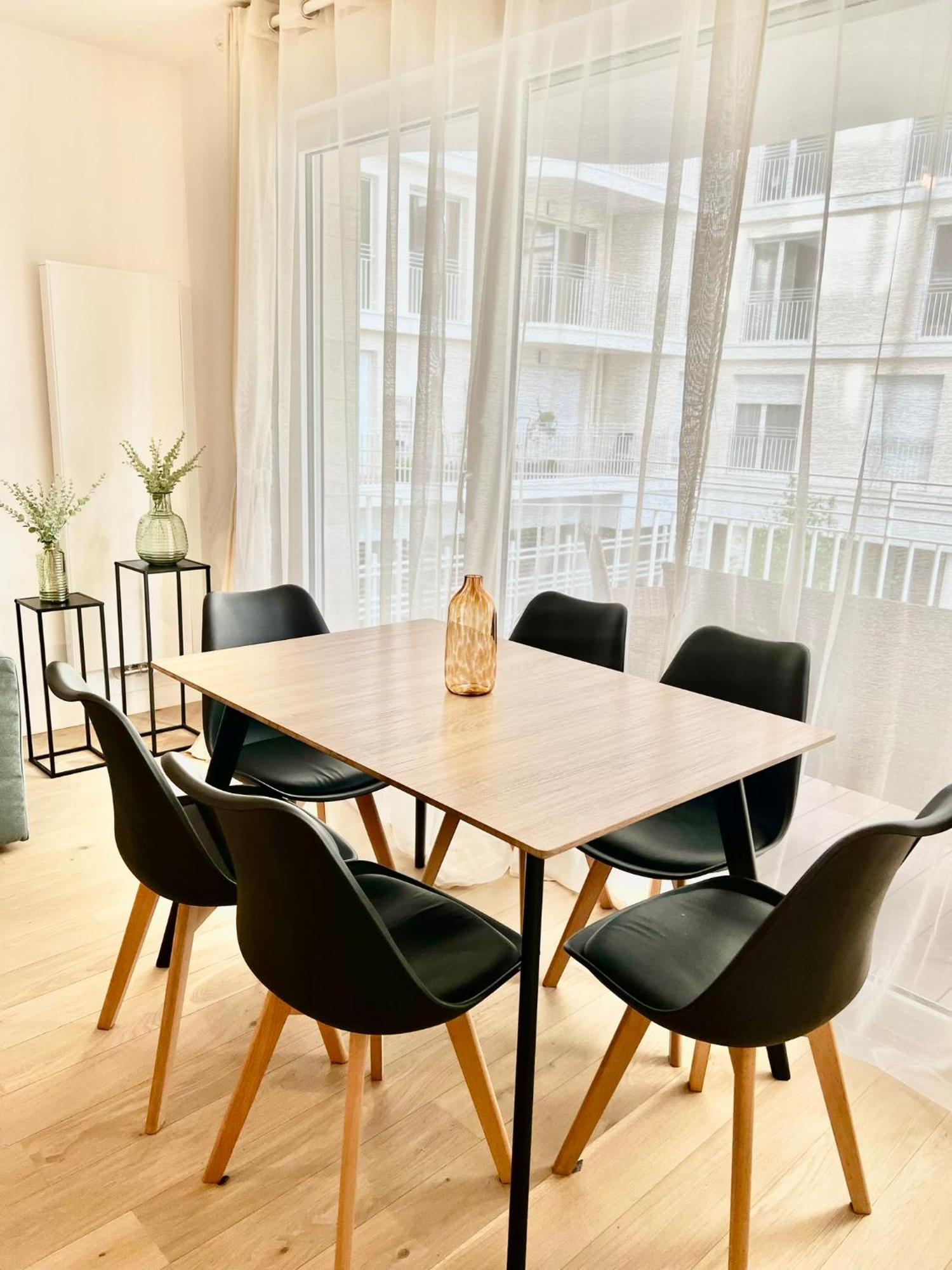 Appartement Neuf Et Spacieux Клиши Экстерьер фото